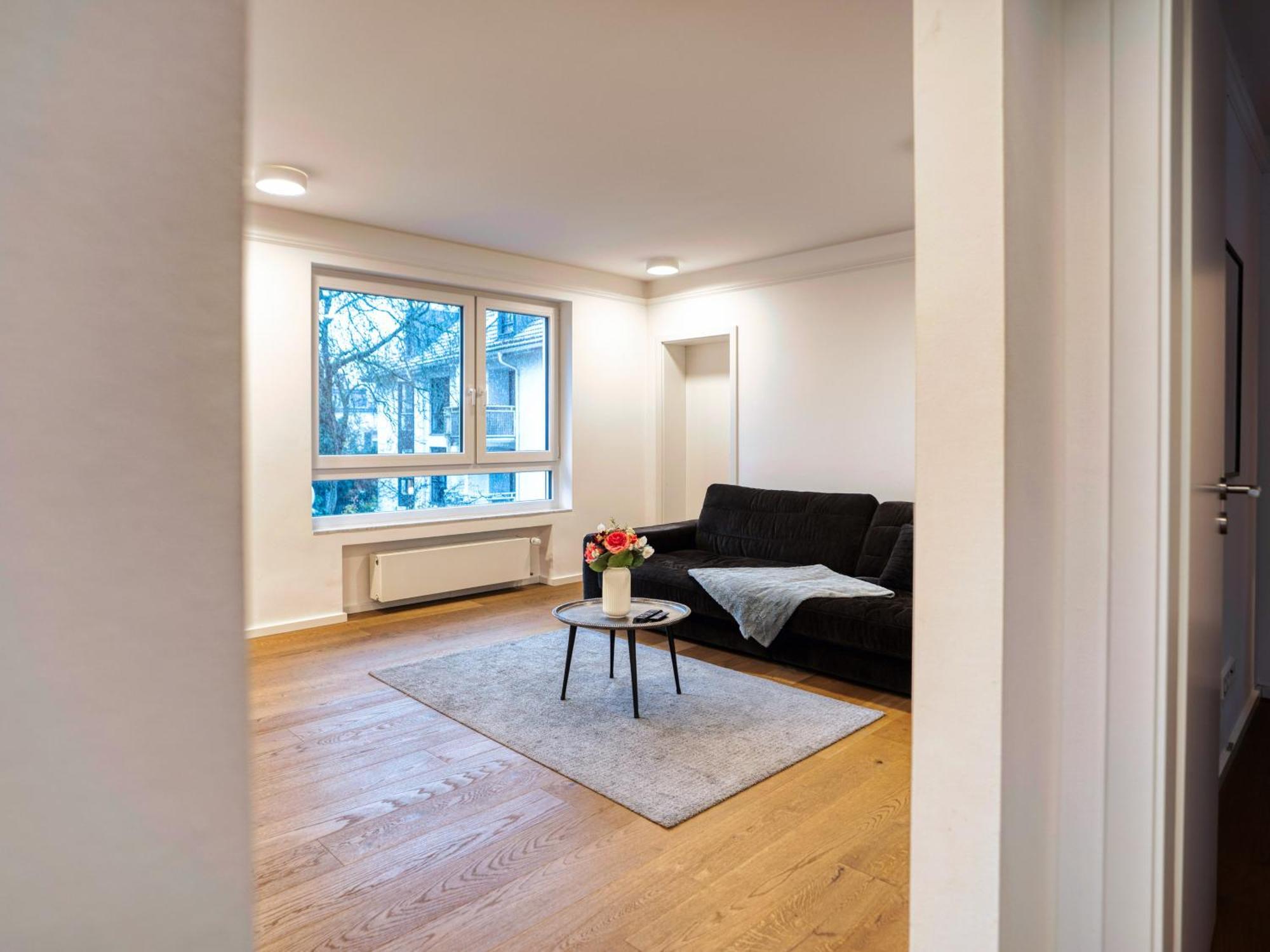 Whirlpool - Zentral - Designloft Mit Xxl Terrasse Apartment Wiesbaden Bagian luar foto