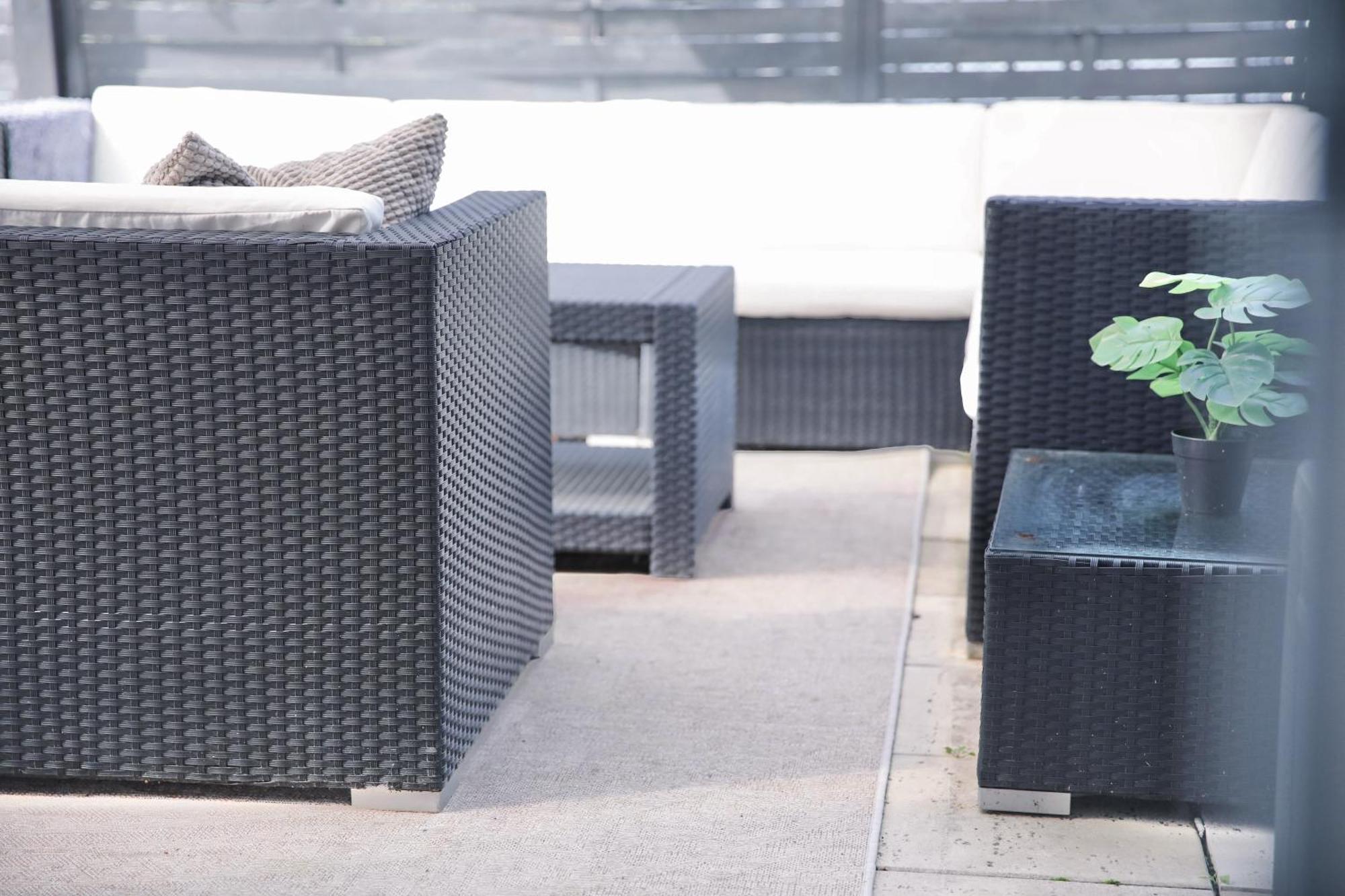 Whirlpool - Zentral - Designloft Mit Xxl Terrasse Apartment Wiesbaden Bagian luar foto